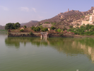 p018.jpg