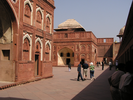 p016.jpg