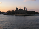 p096.jpg