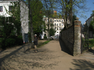 p081.jpg